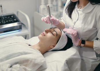 rejuvenating-facial-treatment